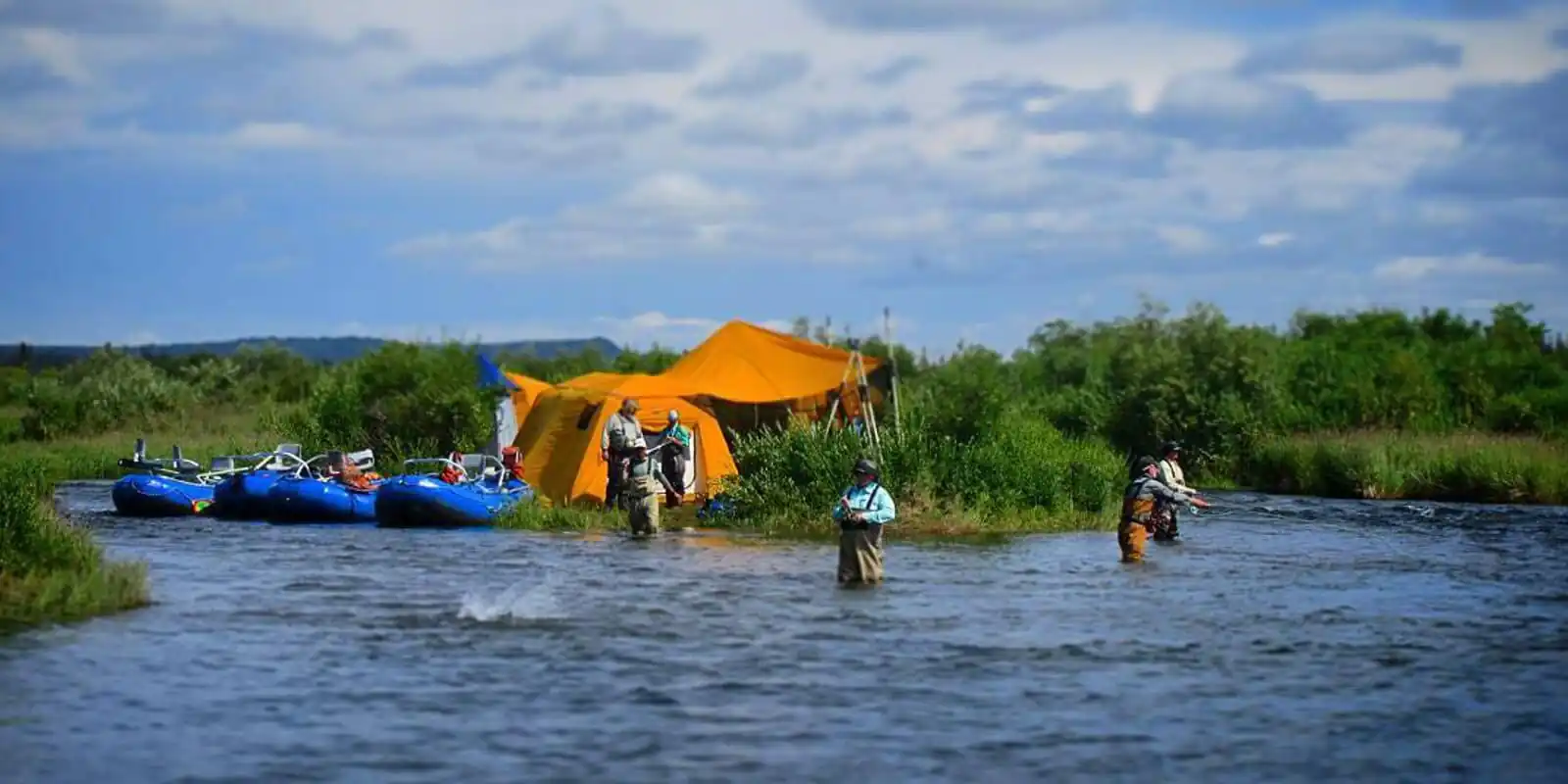 Anglers sockeye salmon fishing on the alagnak river